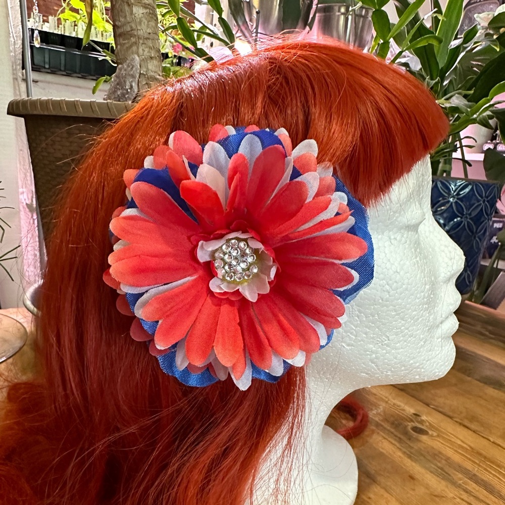 Flower hair clip